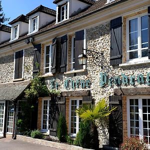 Le Chene Pendragon